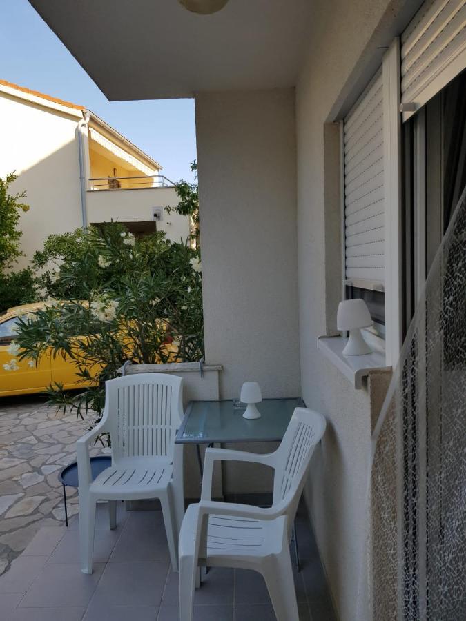 Apartments President Novalja Bagian luar foto