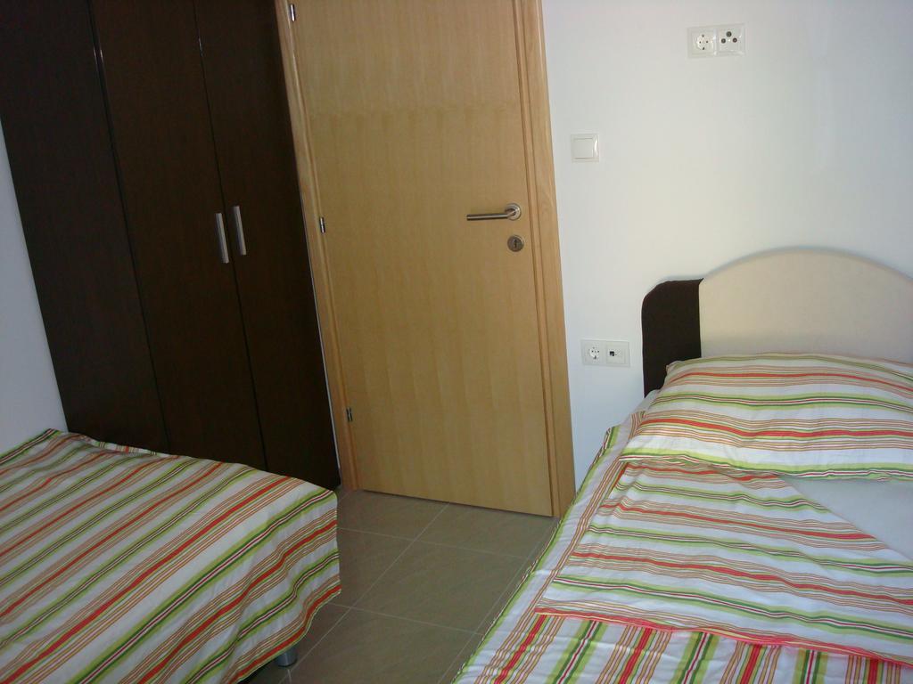 Apartments President Novalja Bagian luar foto