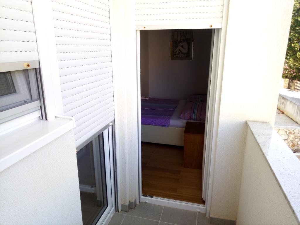 Apartments President Novalja Bagian luar foto