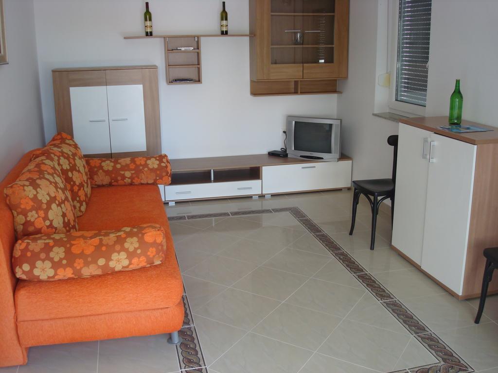 Apartments President Novalja Bagian luar foto