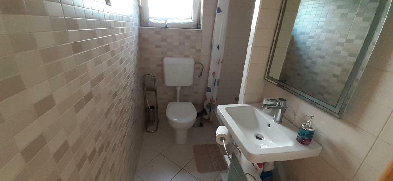 Apartments President Novalja Bagian luar foto
